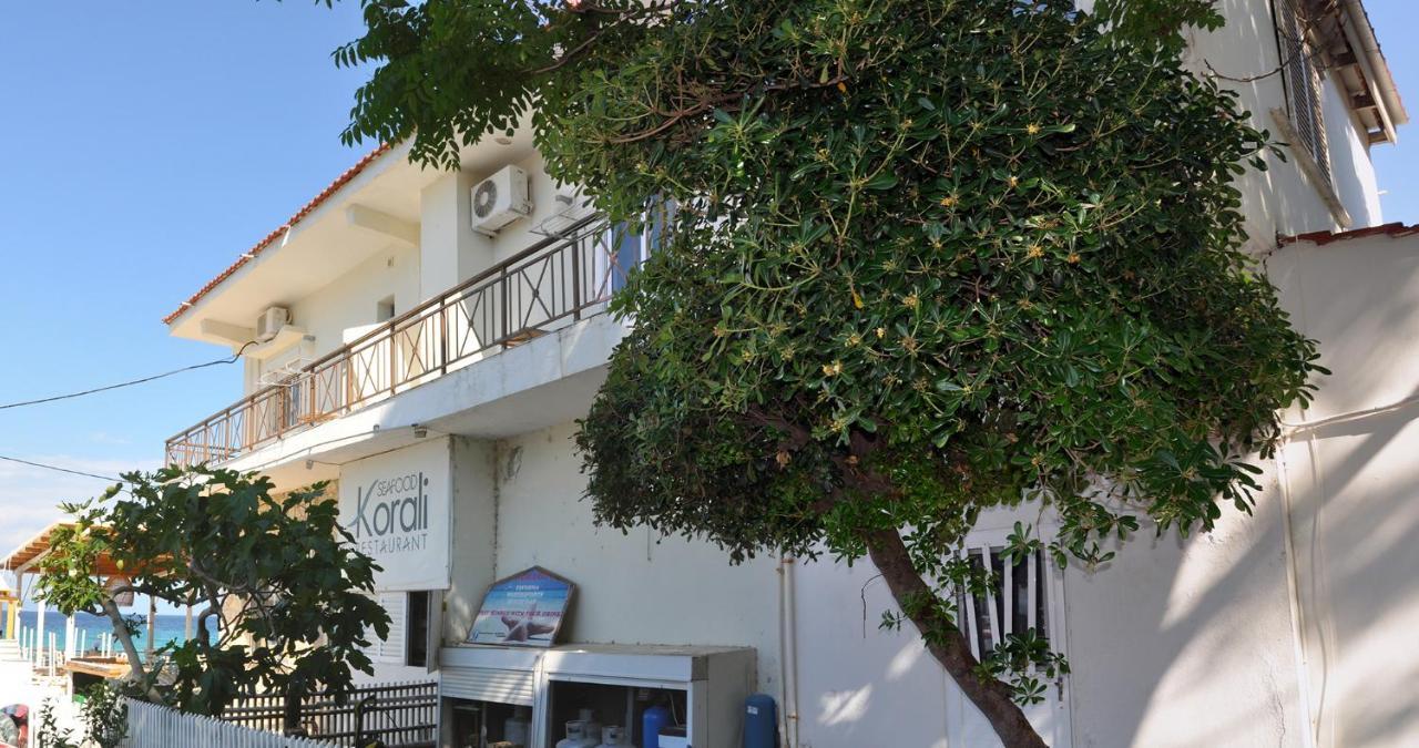 Coralli Beach Studios-Apartments Kallithea  Exterior foto